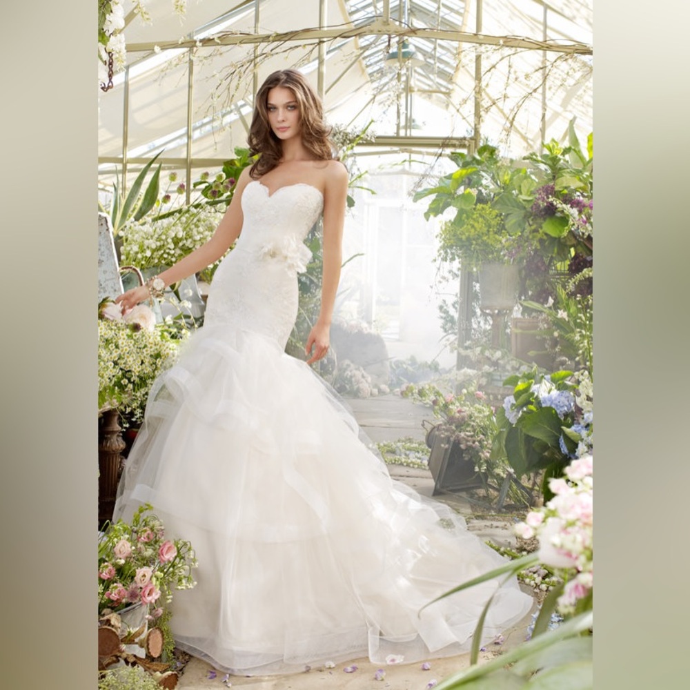 Tara Keely Wedding Gown - Size 2